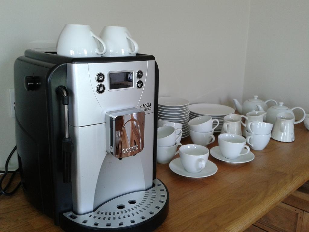 Blackberry Lodge Accommodation ドゥーリン エクステリア 写真
